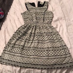 Monteau médium dress